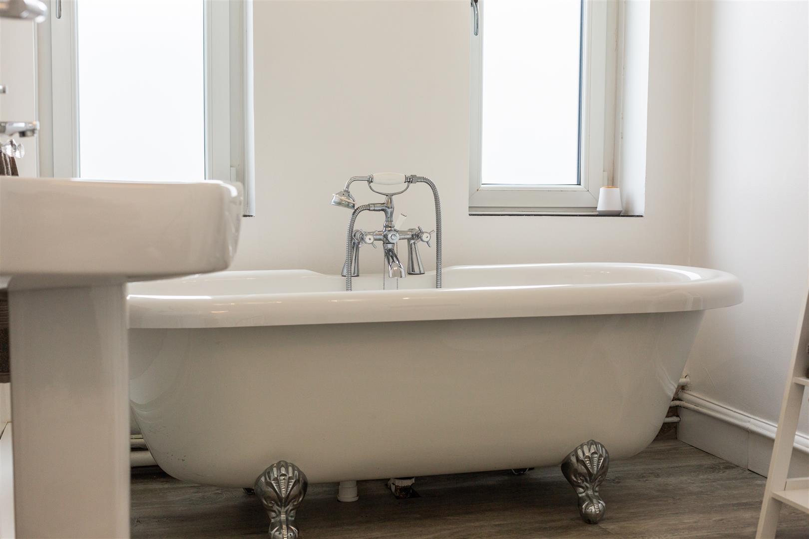 Bryn Road, Loughor, Swansea, SA4 6PR